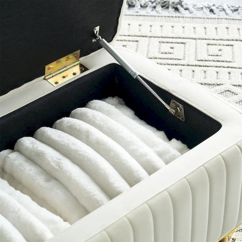 47.24 W Storage Ottoman